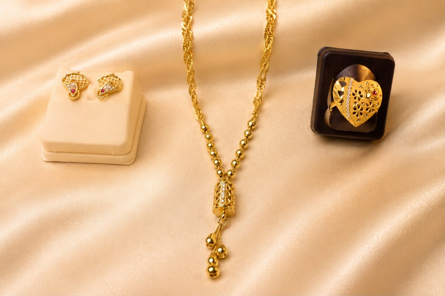 Royal Heart Gold Plated Jewellery Combo Set | Ring, Designer Pendant Necklace & Matching Earrings for Women